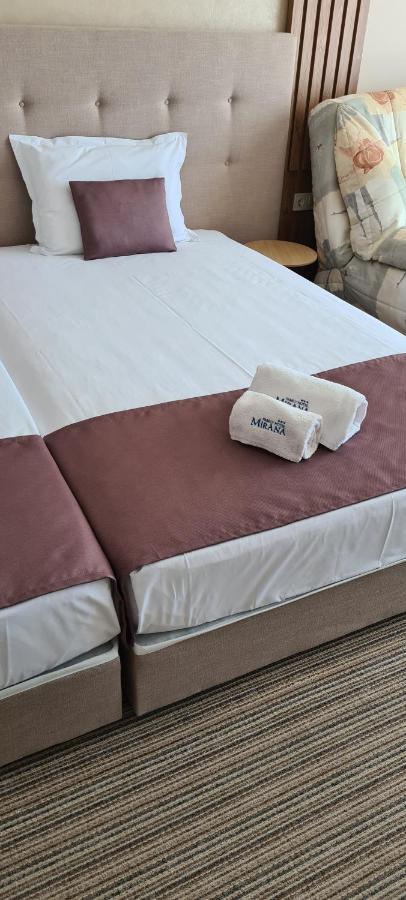 Mirana Family Hotel Burgas Stad Buitenkant foto