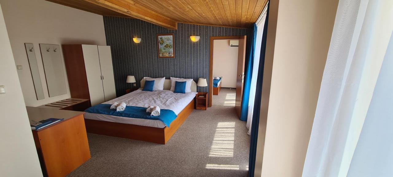 Mirana Family Hotel Burgas Stad Buitenkant foto