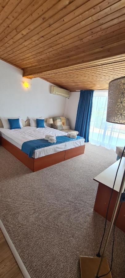 Mirana Family Hotel Burgas Stad Buitenkant foto