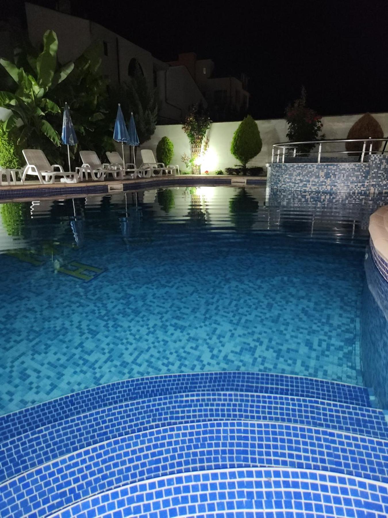 Mirana Family Hotel Burgas Stad Buitenkant foto