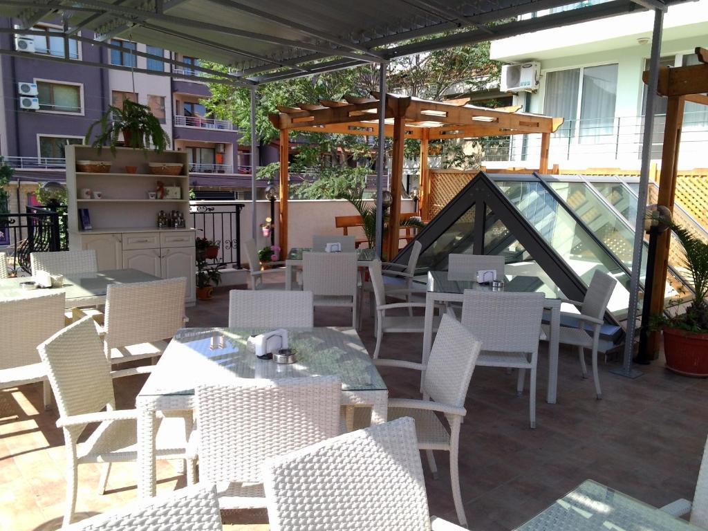 Mirana Family Hotel Burgas Stad Buitenkant foto