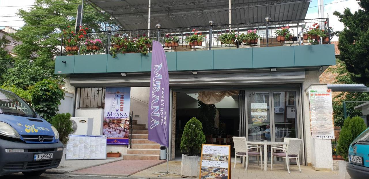 Mirana Family Hotel Burgas Stad Buitenkant foto